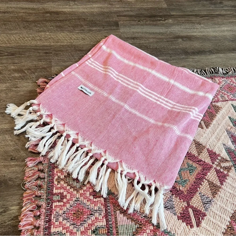 Wacoal Pink/White Large Shawl